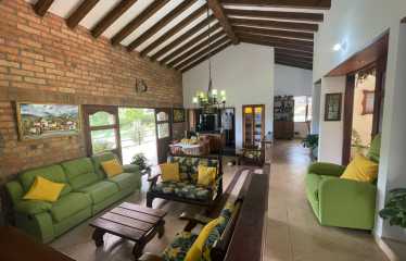 Casa campestre en venta en Don Diego – El Retiro C00045