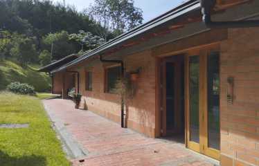 Casa finca en Venta en Los Salados – El Retiro