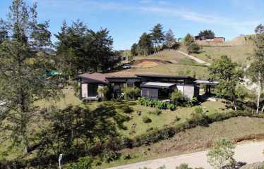 Casa campestre en venta en Monte Sereno – El Retiro