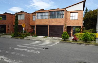 CASA CAMPESTRE EN IPANEMA SAN ANTONIO DE PEREIRA – RIONEGRO