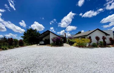 CASA CAMPESTRE EN LA CAMPIÑA-VIA RIONEGRO/LA CEJA