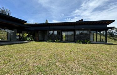 CASA CAMPESTRE EN VENTA -MONTE SERENO -EL RETIRO